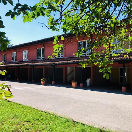 Green Park Bologna Residence Bagian luar foto