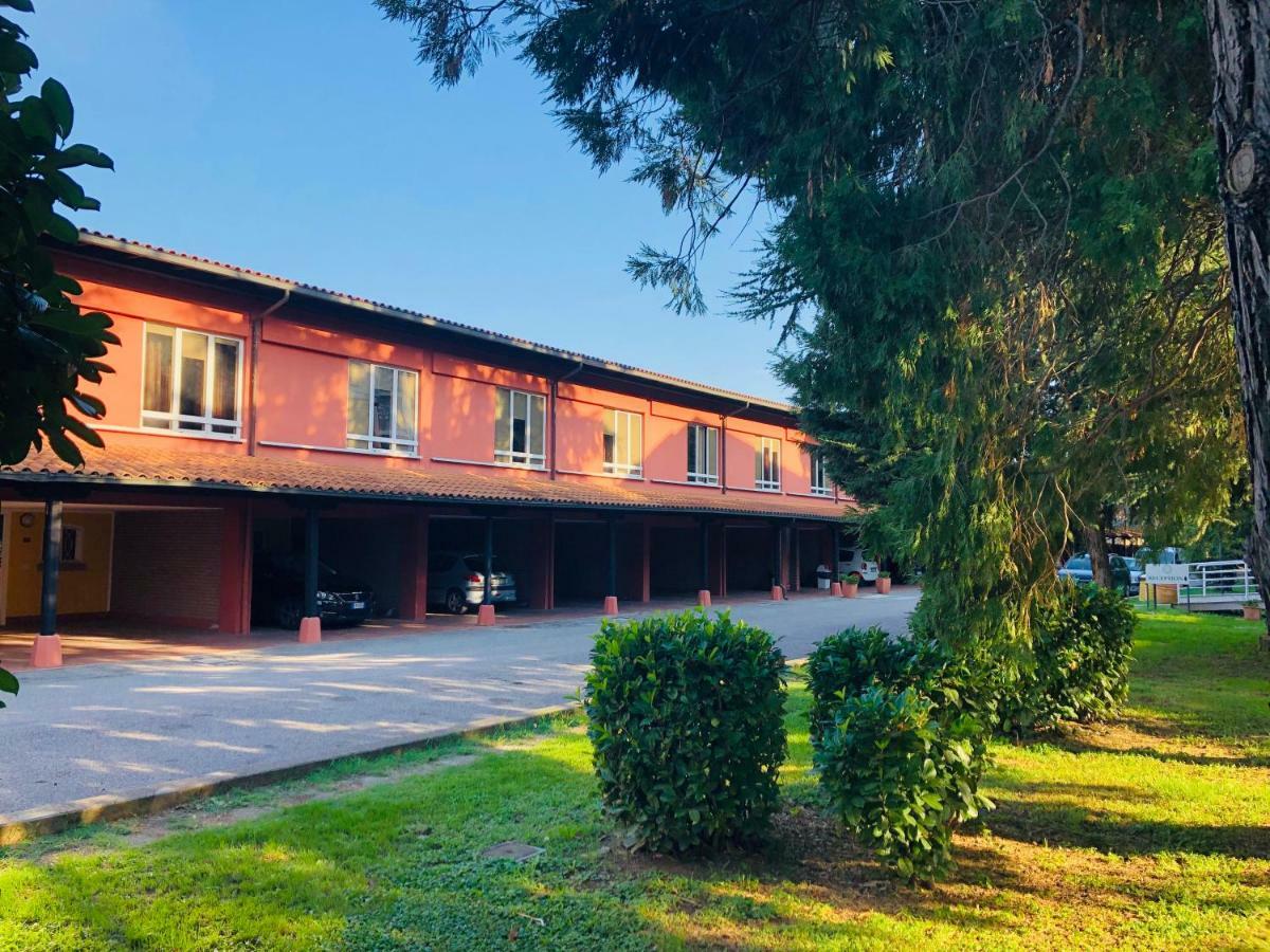 Green Park Bologna Residence Bagian luar foto